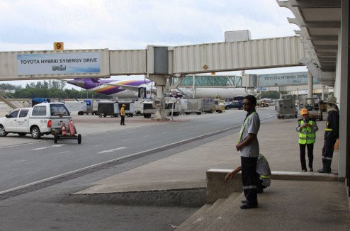 The apron at Phuket Airport The apron at Phuket Airport
