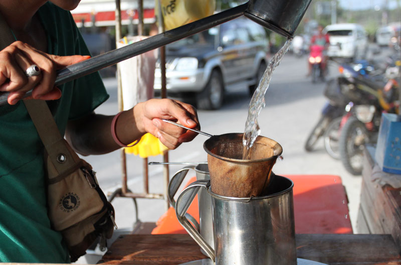Fresh Thai coffee on the street